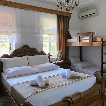 Yuri Guest House Gjirokastër Dış mekan fotoğraf