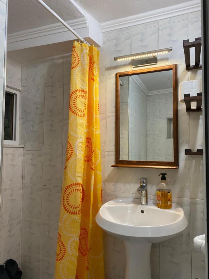Yuri Guest House Gjirokastër Dış mekan fotoğraf