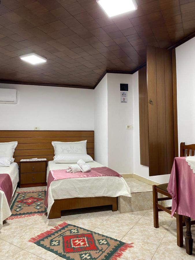 Yuri Guest House Gjirokastër Dış mekan fotoğraf