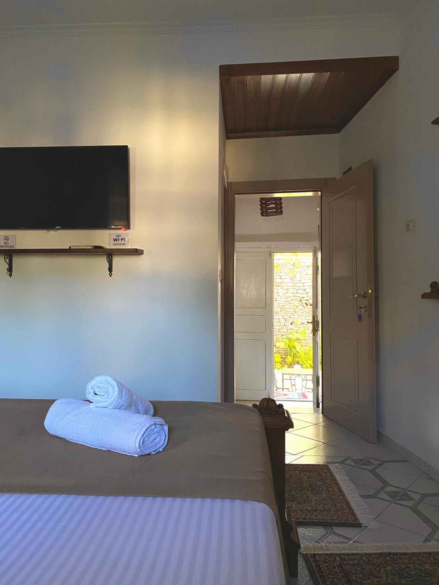 Yuri Guest House Gjirokastër Dış mekan fotoğraf