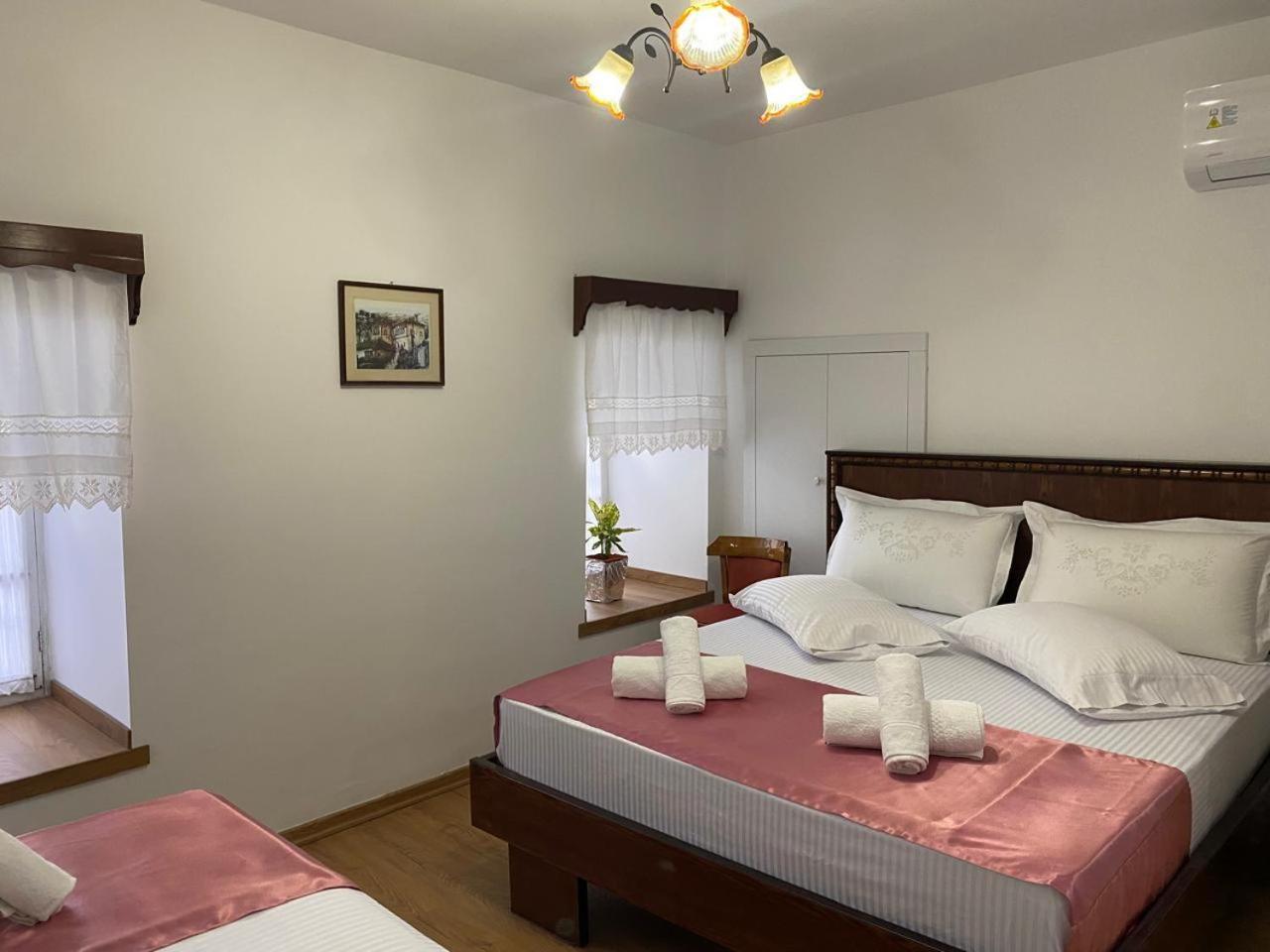 Yuri Guest House Gjirokastër Dış mekan fotoğraf