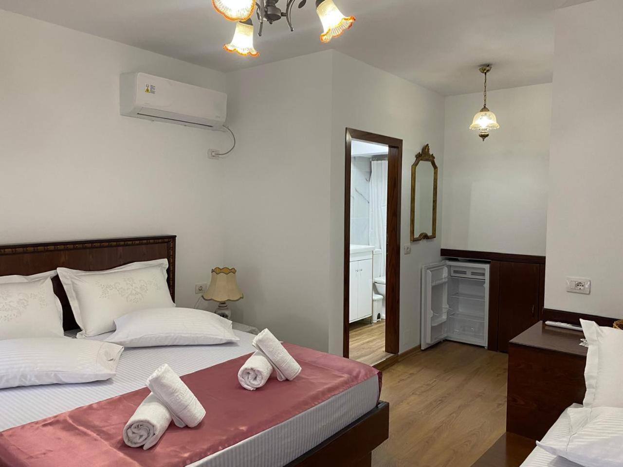 Yuri Guest House Gjirokastër Dış mekan fotoğraf