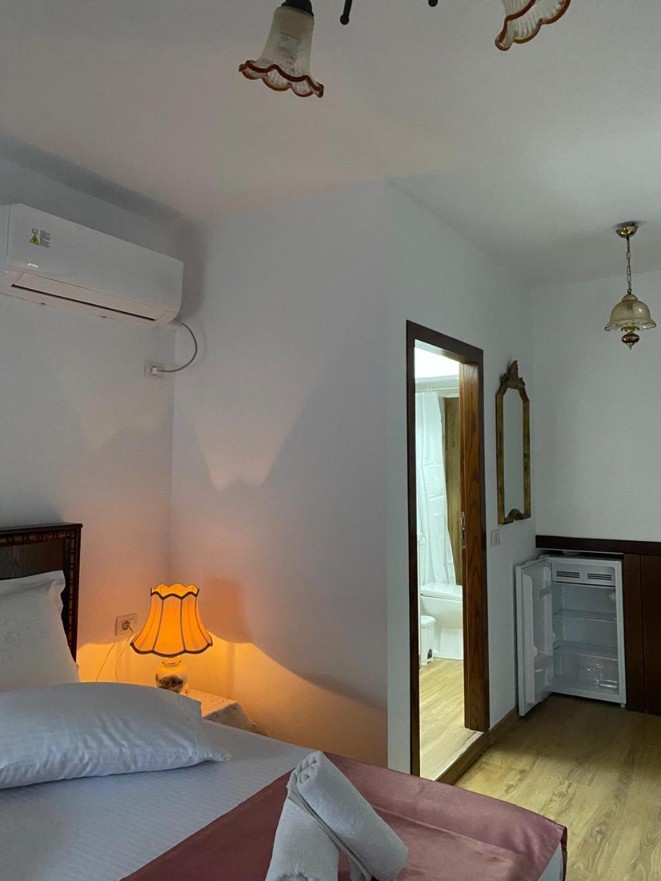 Yuri Guest House Gjirokastër Dış mekan fotoğraf