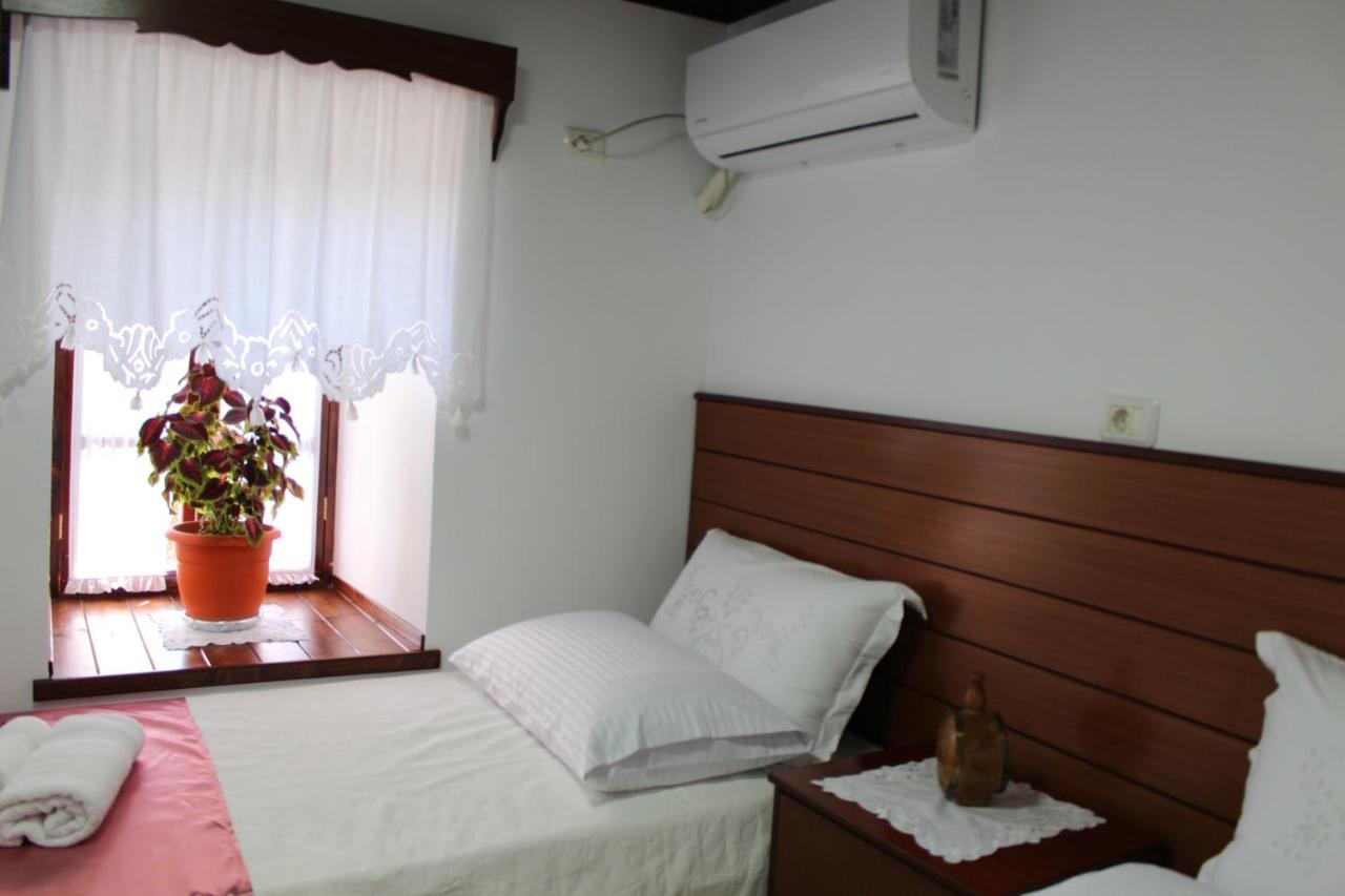 Yuri Guest House Gjirokastër Dış mekan fotoğraf