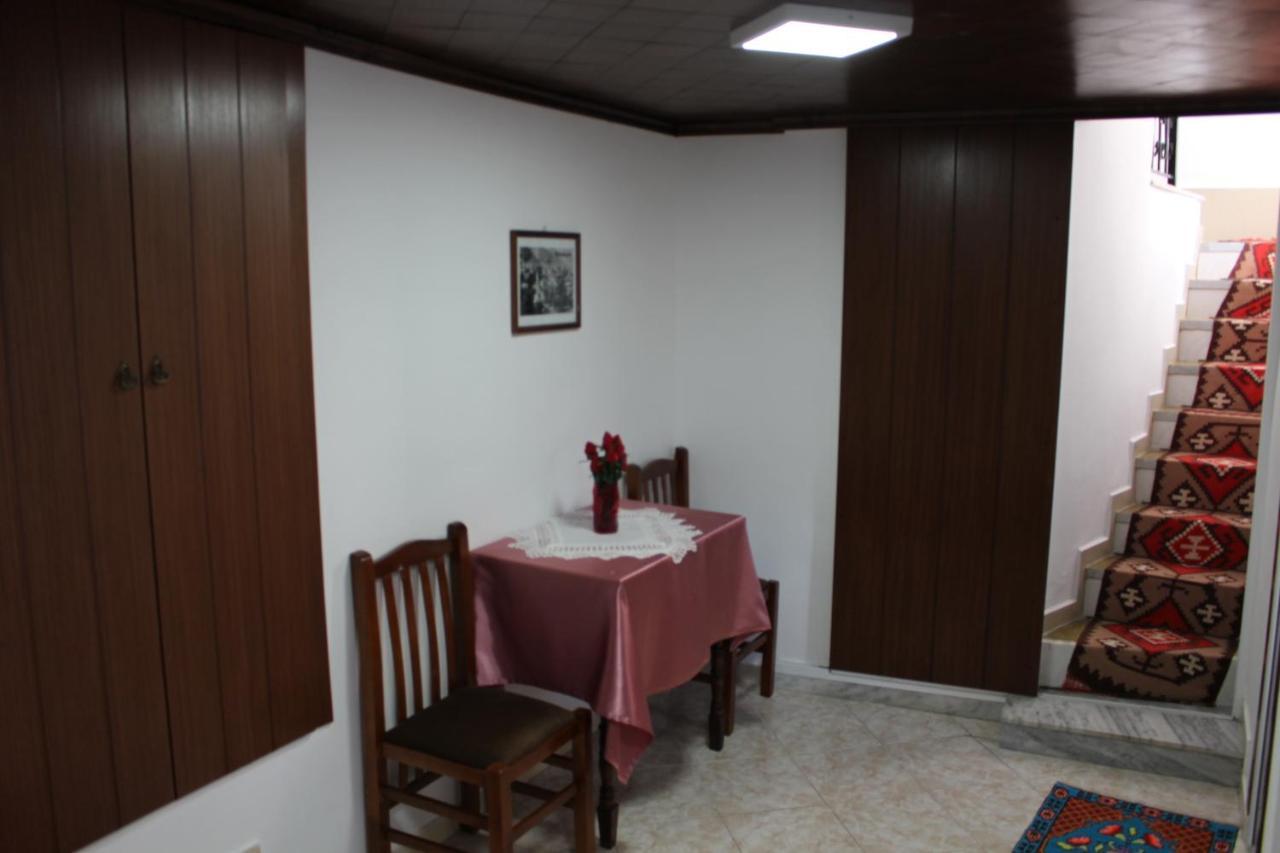 Yuri Guest House Gjirokastër Dış mekan fotoğraf